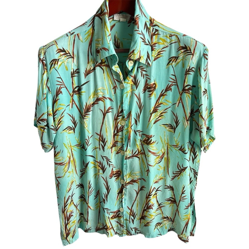 Basic Threads Retro Hawaiian Style Shirt